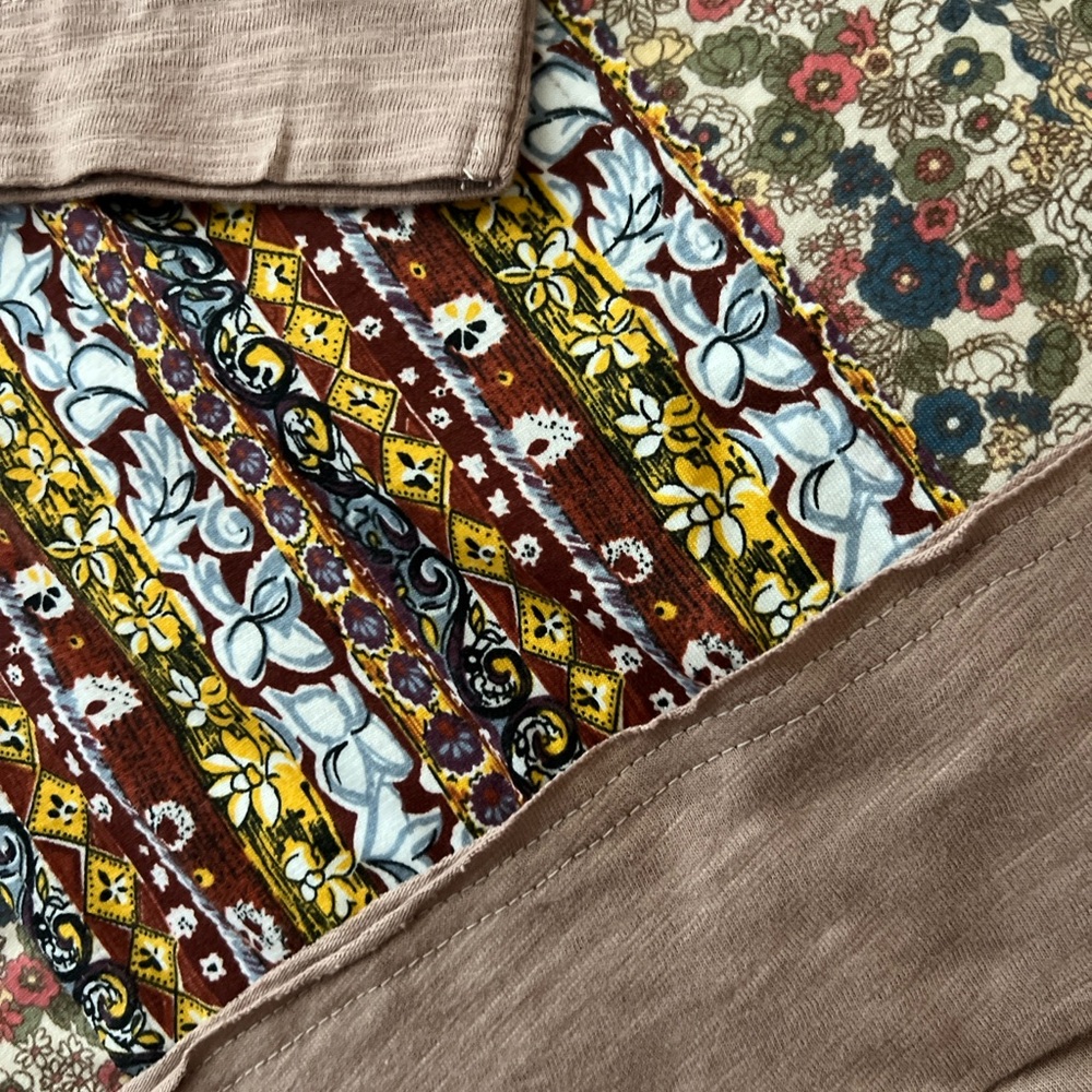 Floral Patchwork Long Sleeve Top - Picture 5 of 12